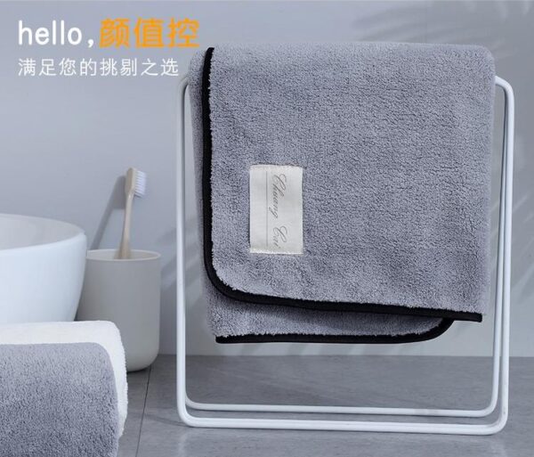 Microfiber towel (one)